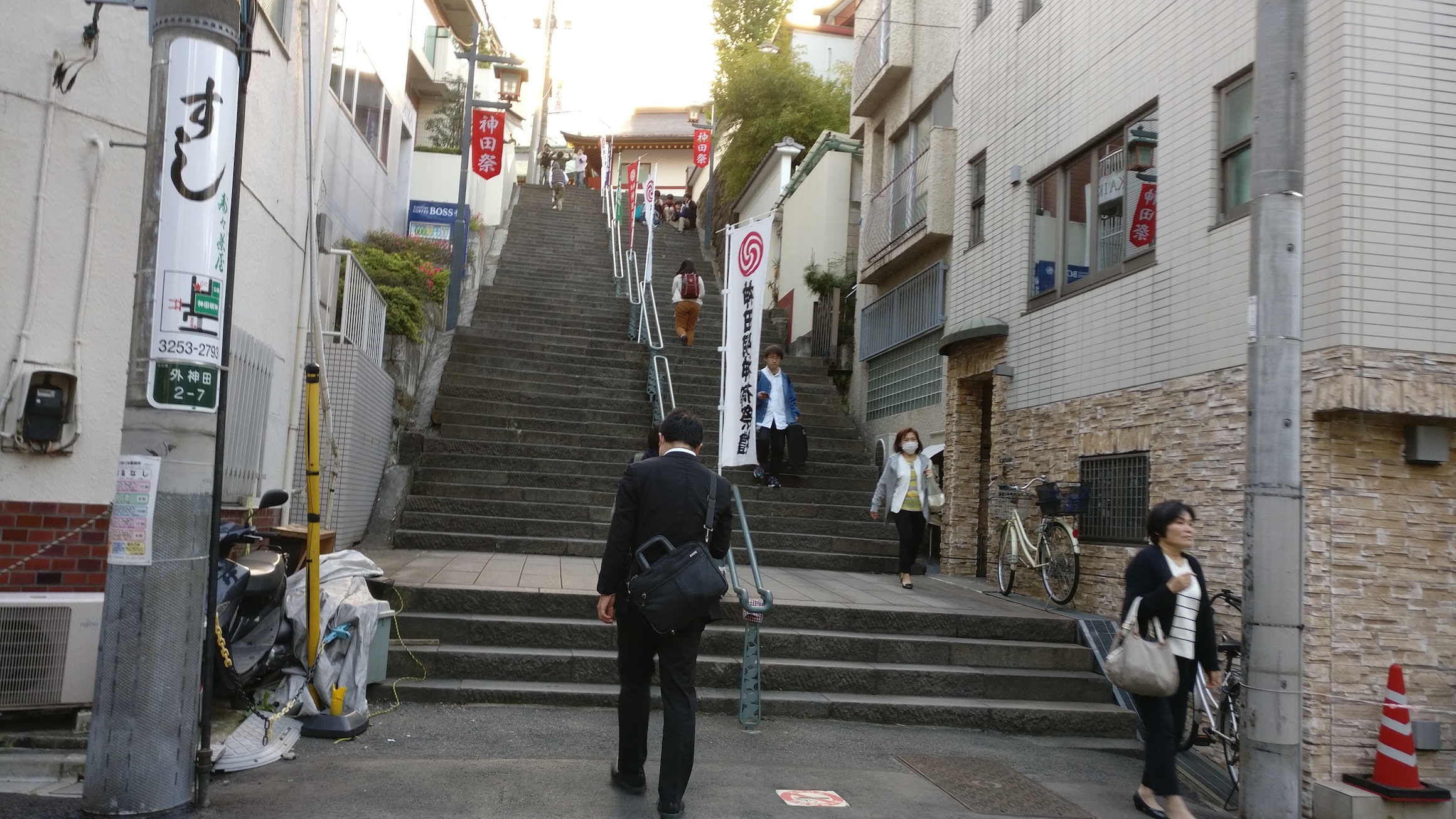 The steps to Kanda Myojin shrine, perfect for some early morning exercise